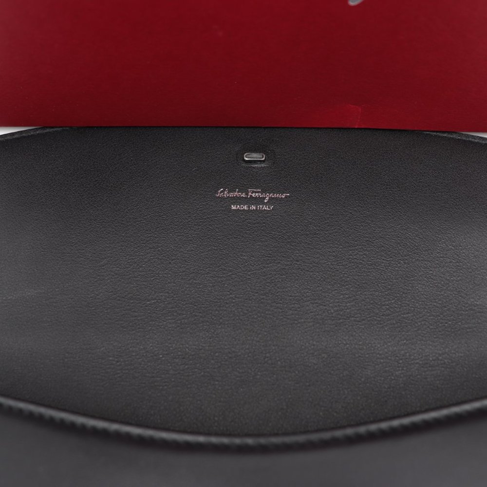 NWT Salvatore Ferragamo Gancini Clip Black Leather Studded Mini Bag Clutch - Picture 5 of 10